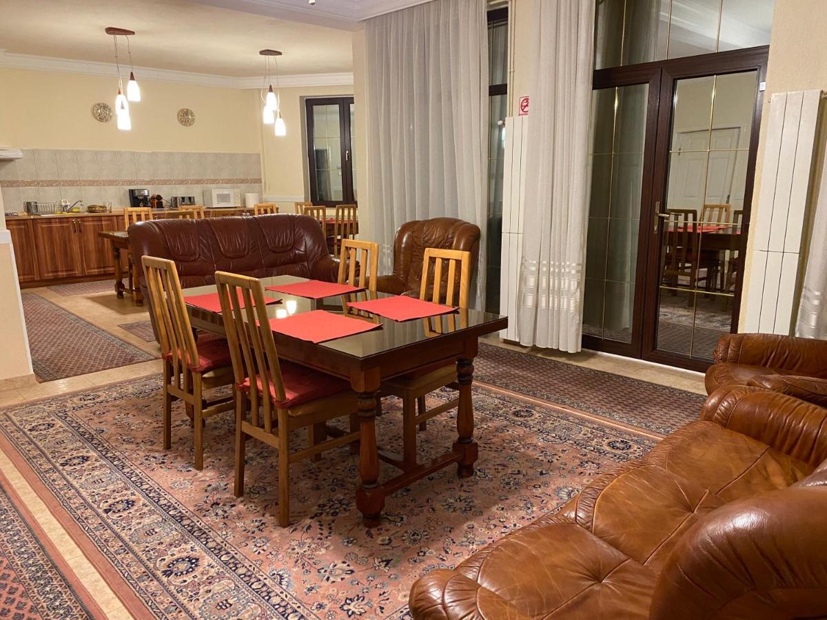 Aparthotel Vila Phoenix Predeal Zewnętrze zdjęcie